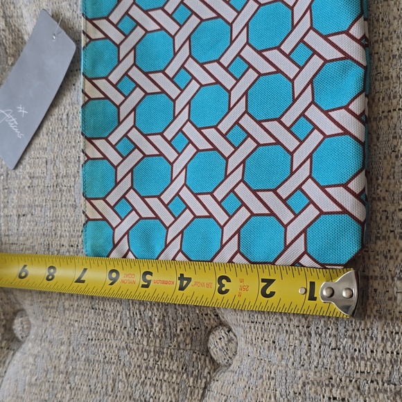 ATTICUS BRAND WOMEN'S TEAL BLUE ZIPPERED COSMETIC BAG POUCH - Picture 9 of 9